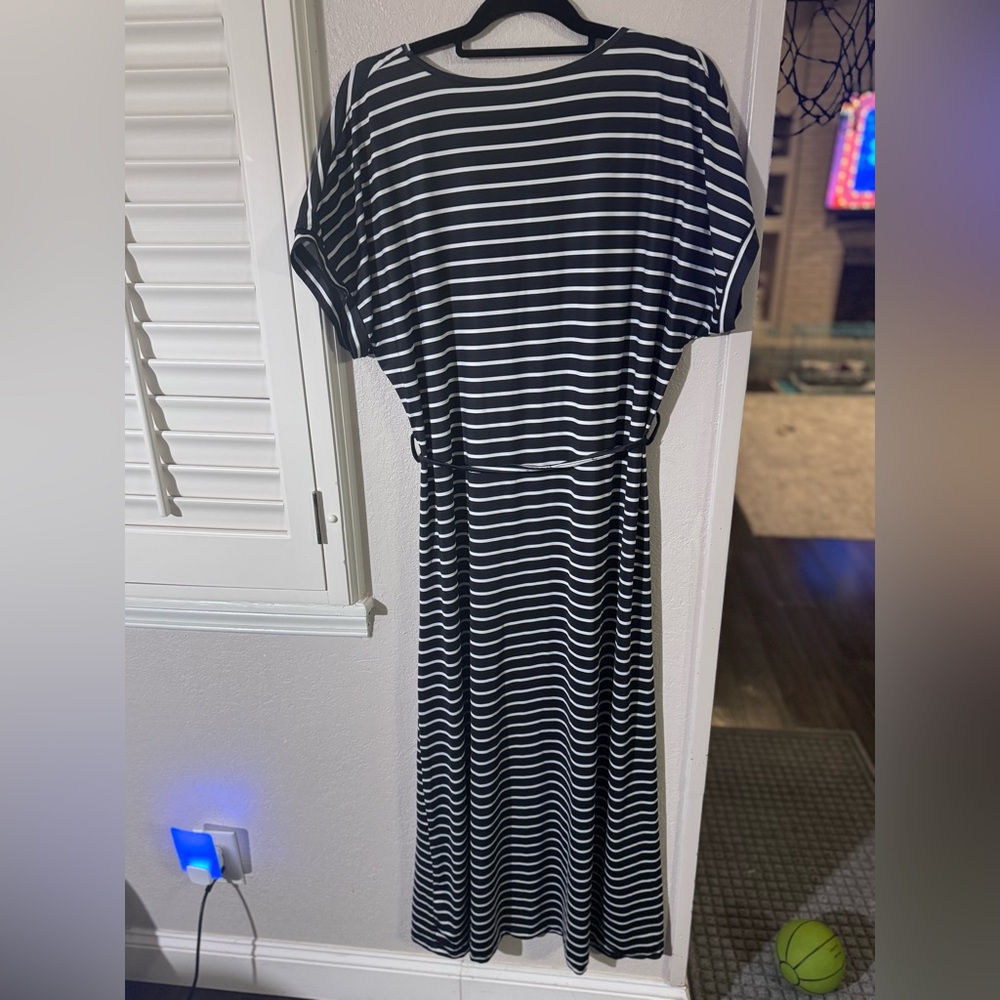 SHEIN Black and White Striped Dress - Picture 3 of 6